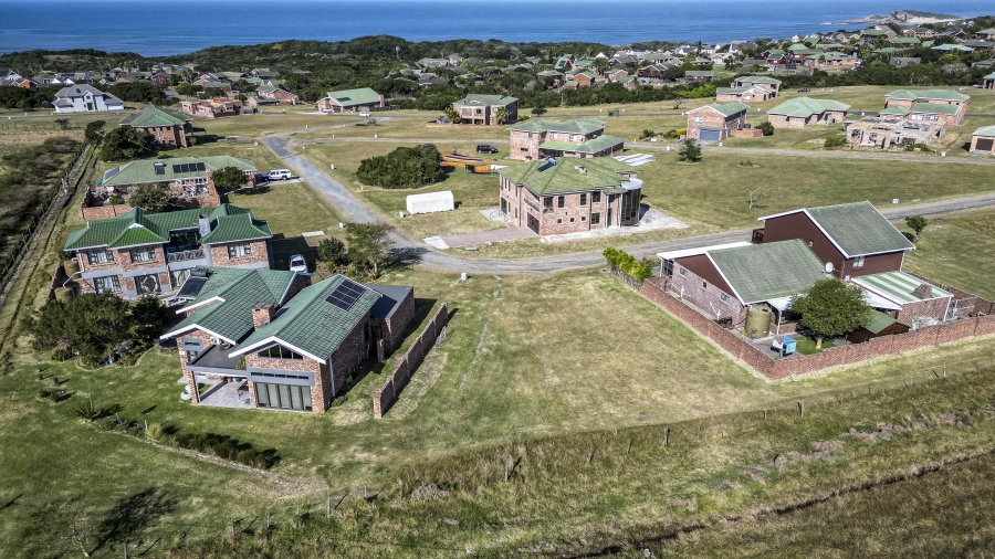 0 Bedroom Property for Sale in Cove Rock Eastern Cape